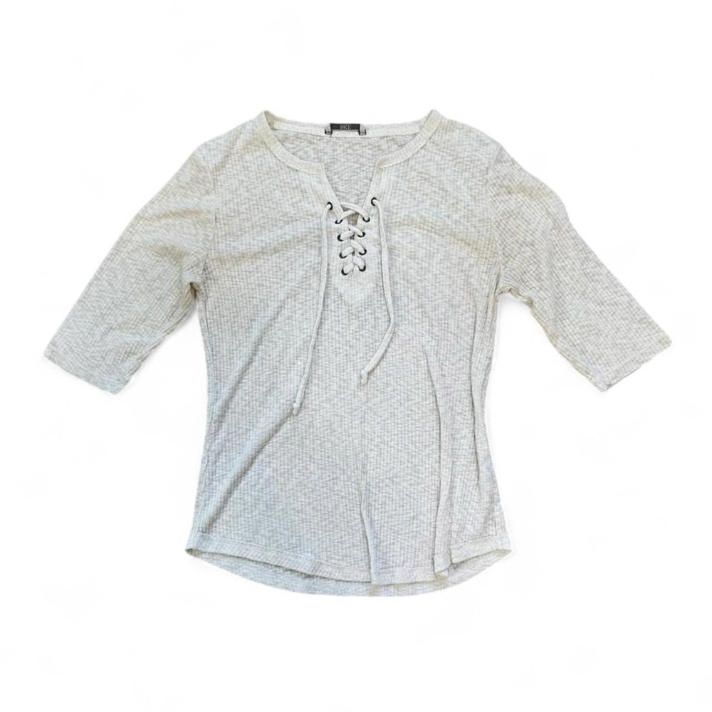 BKE Cream white lace-up shirt with a relaxed fit Size Medium 3 Quarter Sleeve